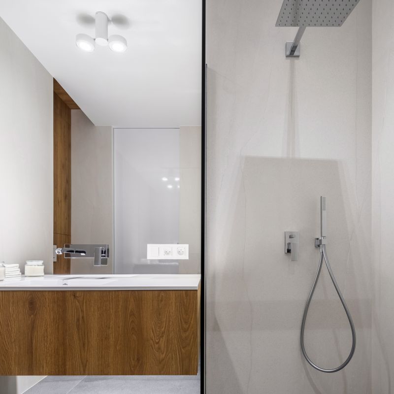 Modern Multi-Jet Shower System